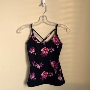 Gorgeous flower tank top